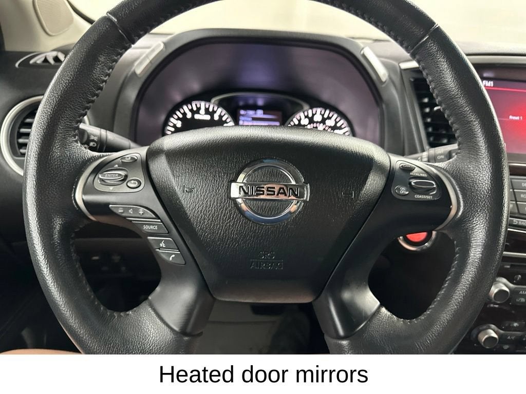 2016 Nissan Pathfinder SL