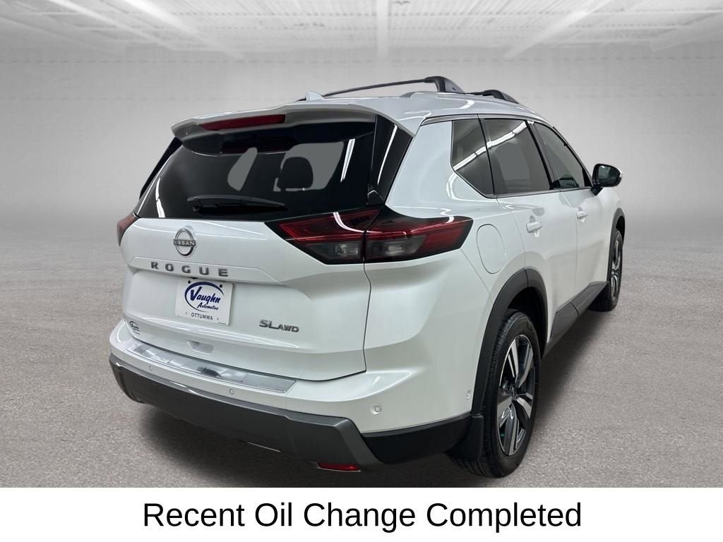 2024 Nissan Rogue SL