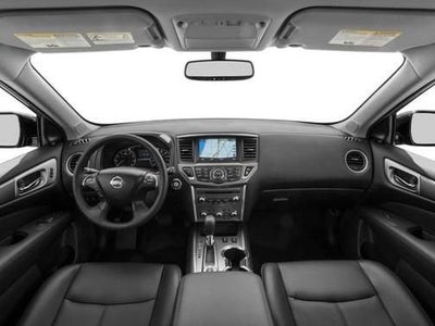 2017 Nissan Pathfinder SL