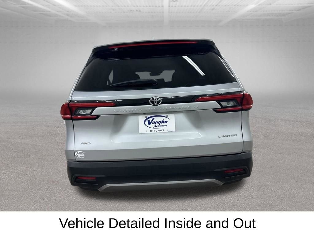 2024 Toyota Grand Highlander XLE