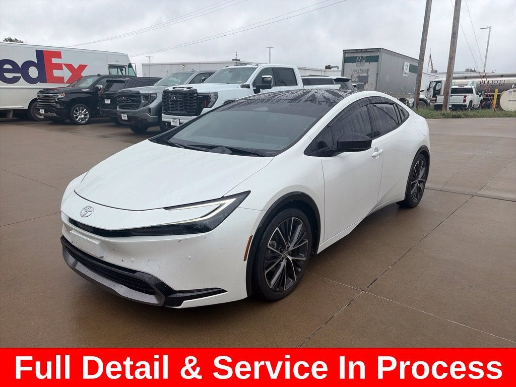 2024 Toyota Prius LE