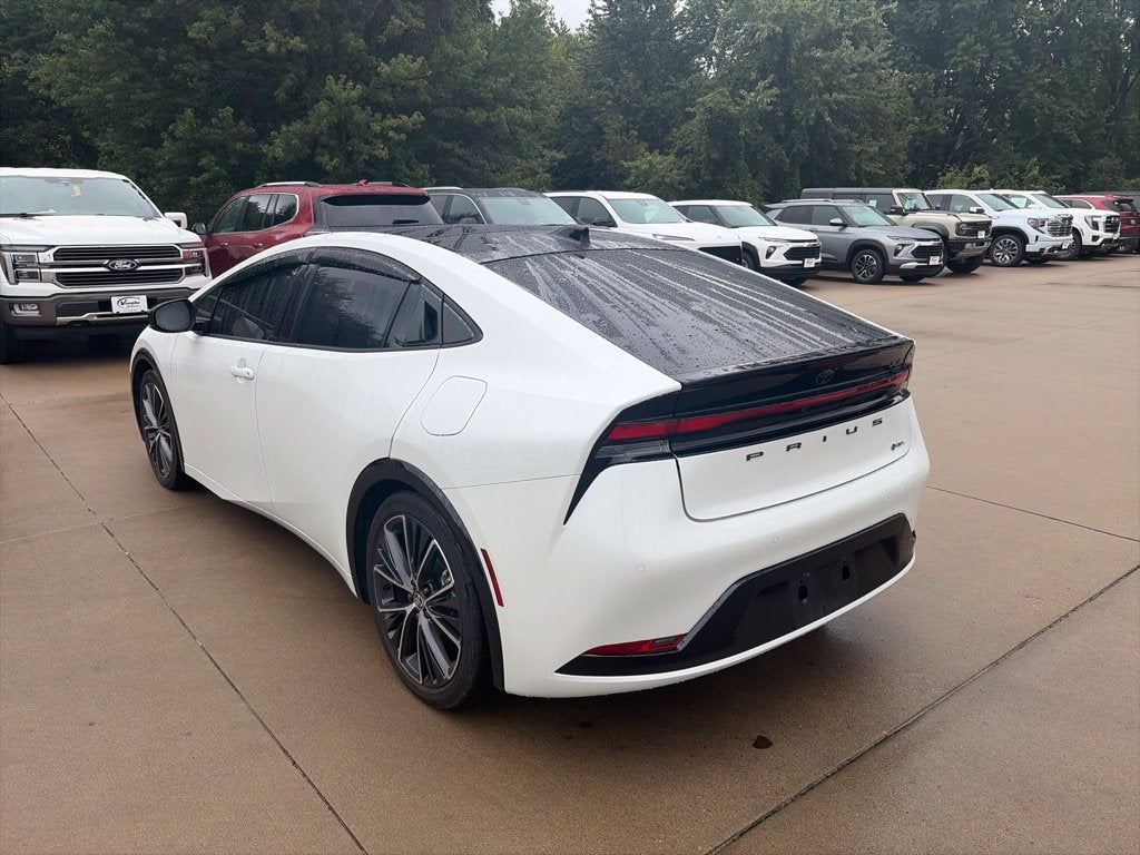 2024 Toyota Prius LE