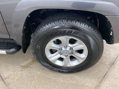 2017 Toyota 4Runner SR5