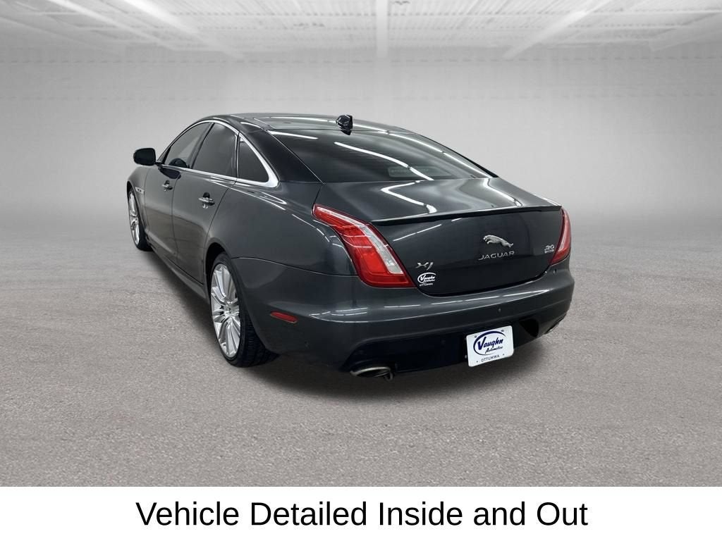 2016 Jaguar XJ R-Sport